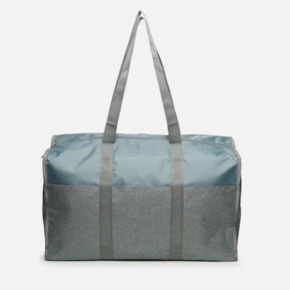 DSW Duffle Weekender Travel Bag Sage Green Nylon NEW VIP Exclusive - Picture 3 of 5